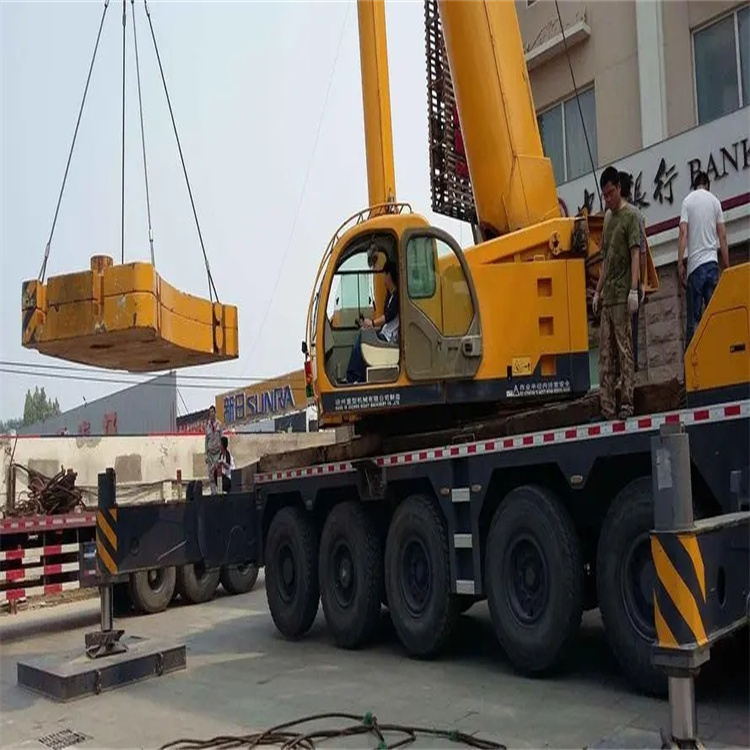 綦江当地吊车出租|机器吊装|75吨|工厂搬迁服务